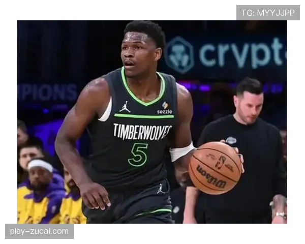 森林狼惜败湖人，芬奇检讨防守决策影响比赛结果