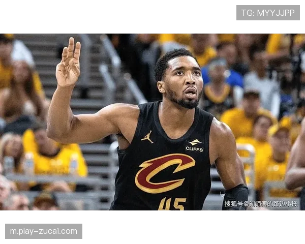 骑士主场十六分优势击退魔术 米切尔狂砍四十五分延续强势表现